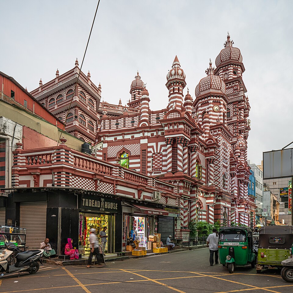 Red-and-white striped façade and minarets of Jami Ul-Alfar Mosque in Pettah